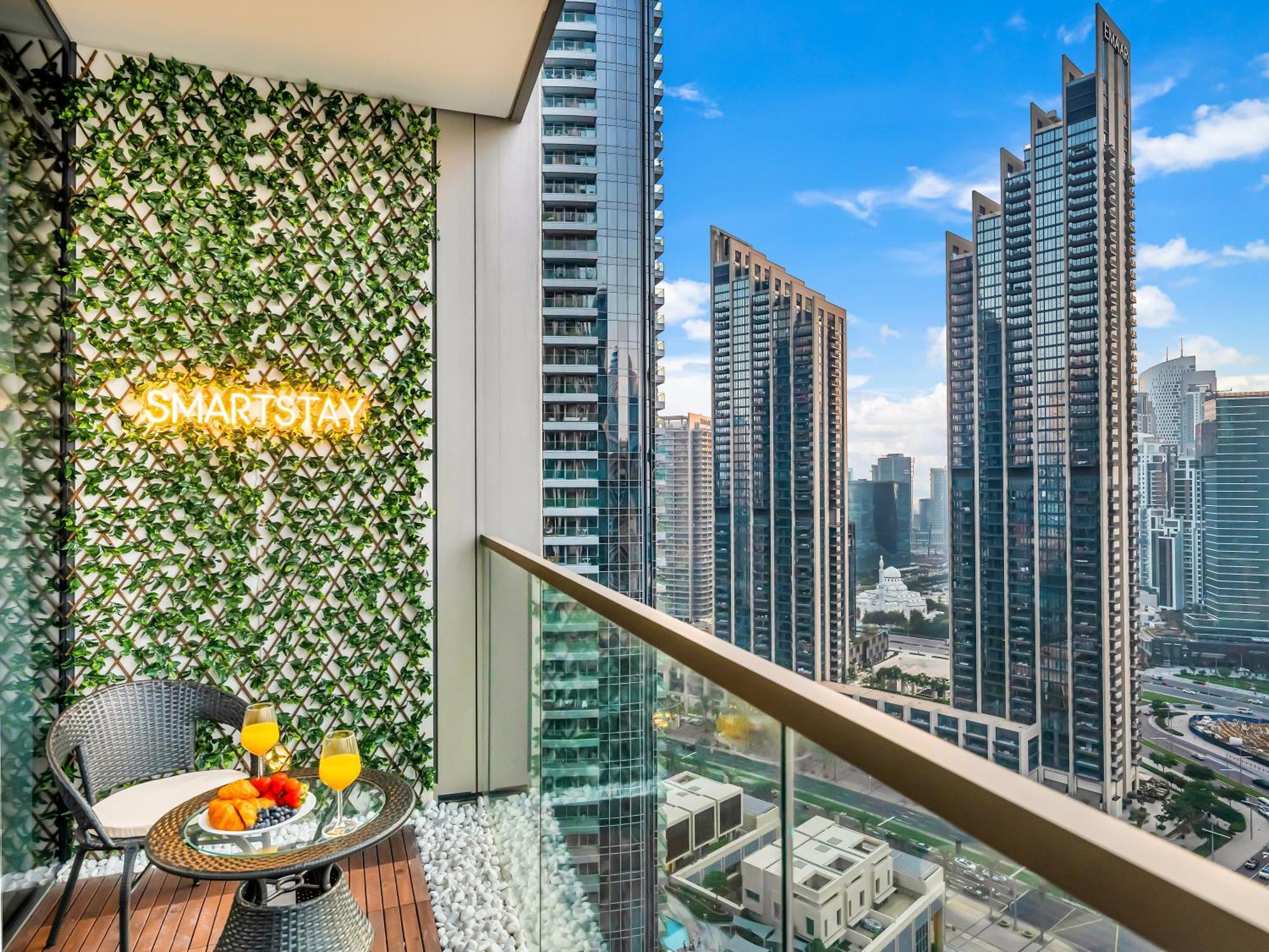 Smartstay At Grande Signature - Downtown Views - Brand New Luxury Dubai