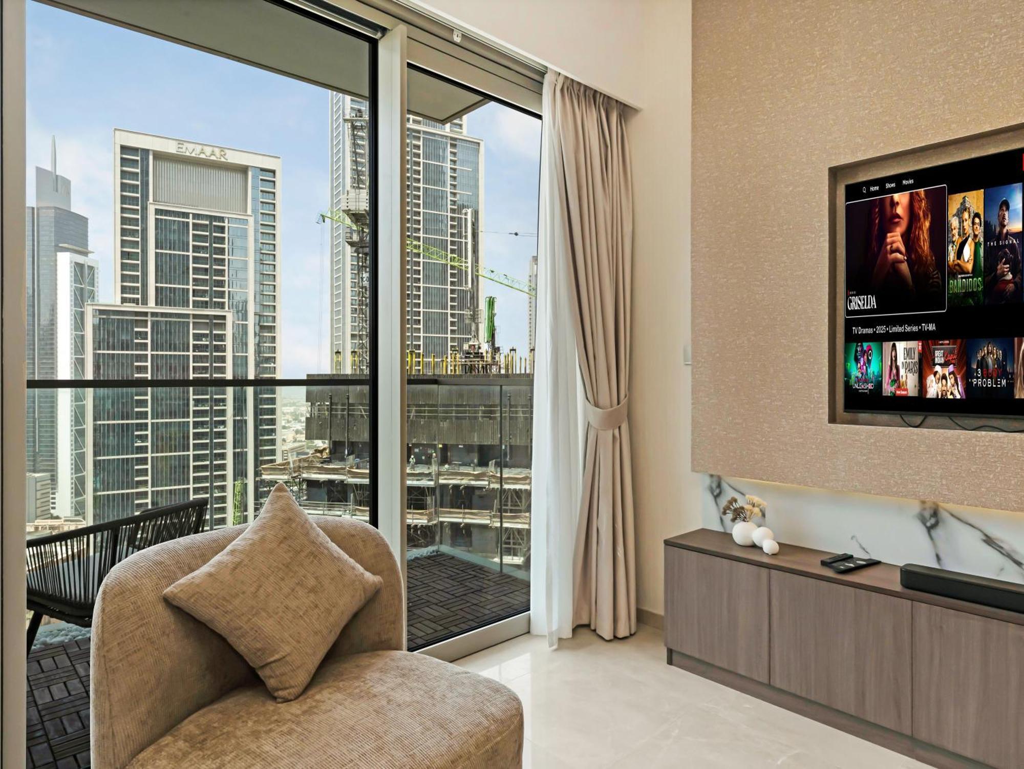 Smartstay At Grande Signature - Downtown Views - Brand New Luxury Dubai